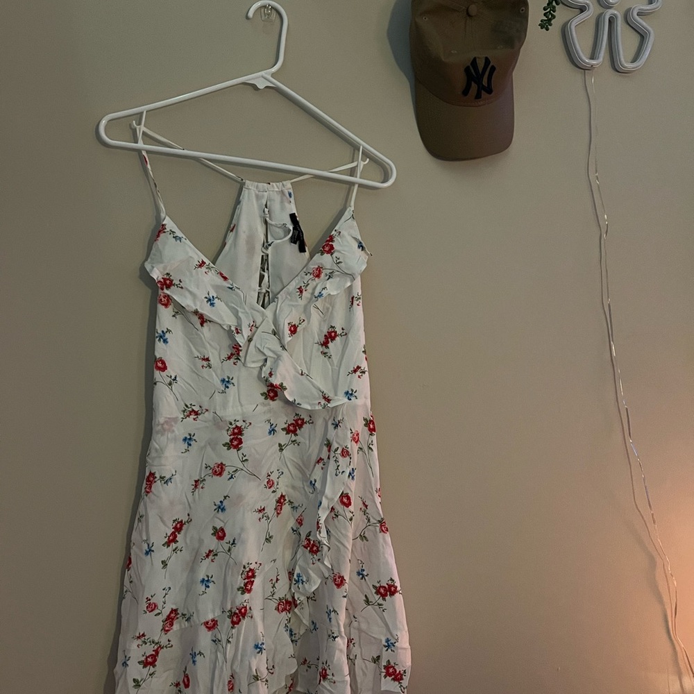 Floral Ruffle Dress - Picture 2 of 4